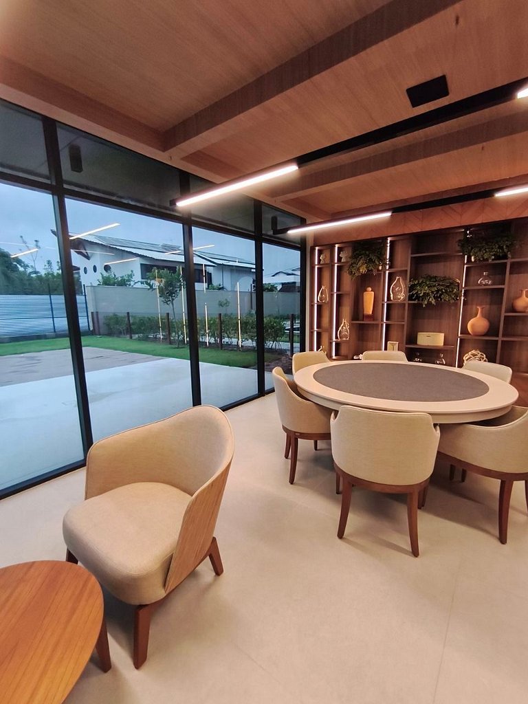 Apartamento Beira Mar em Muro Alto Alto Padrão