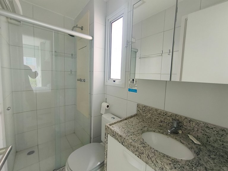 Apartamento moderno e confortável próximo à praia