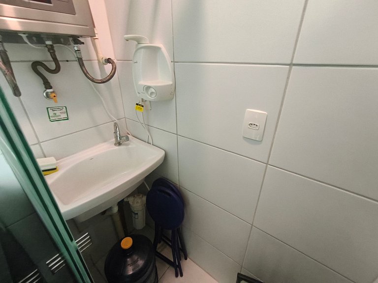 Apartamento moderno e confortável próximo à praia