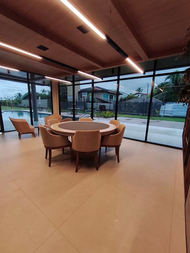 Apartamento Beira Mar em Muro Alto Alto Padrão